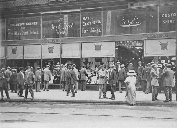 Downtown shopping, 1910